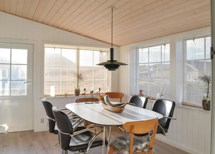 Two-bedroom In Ulfborg